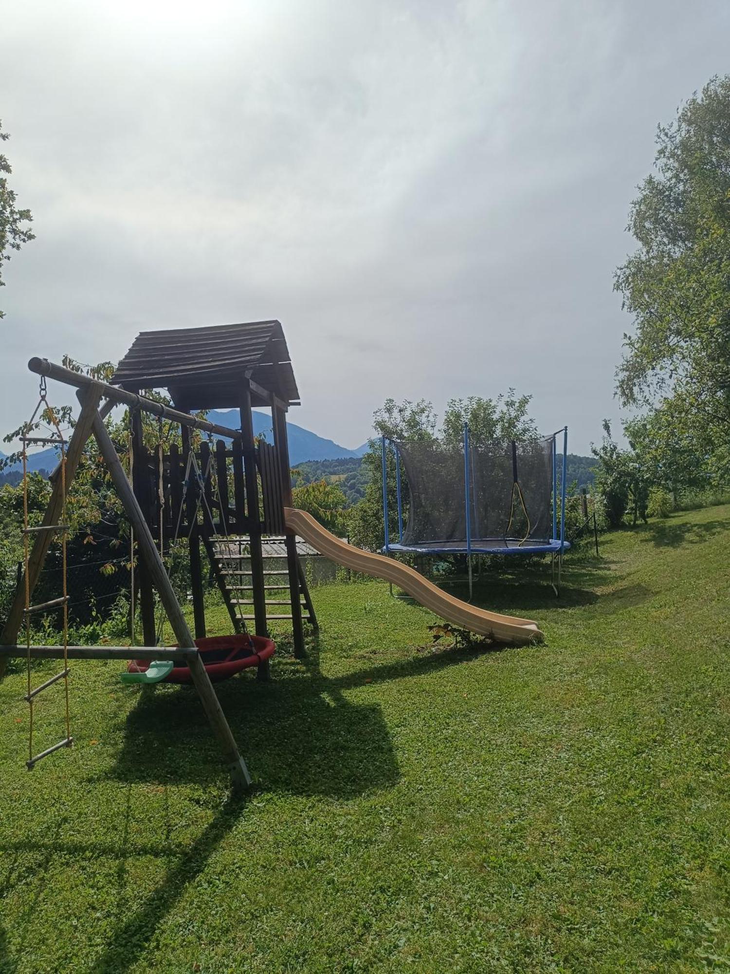 Ella Ferienwohnung Arnoldstein Bagian luar foto